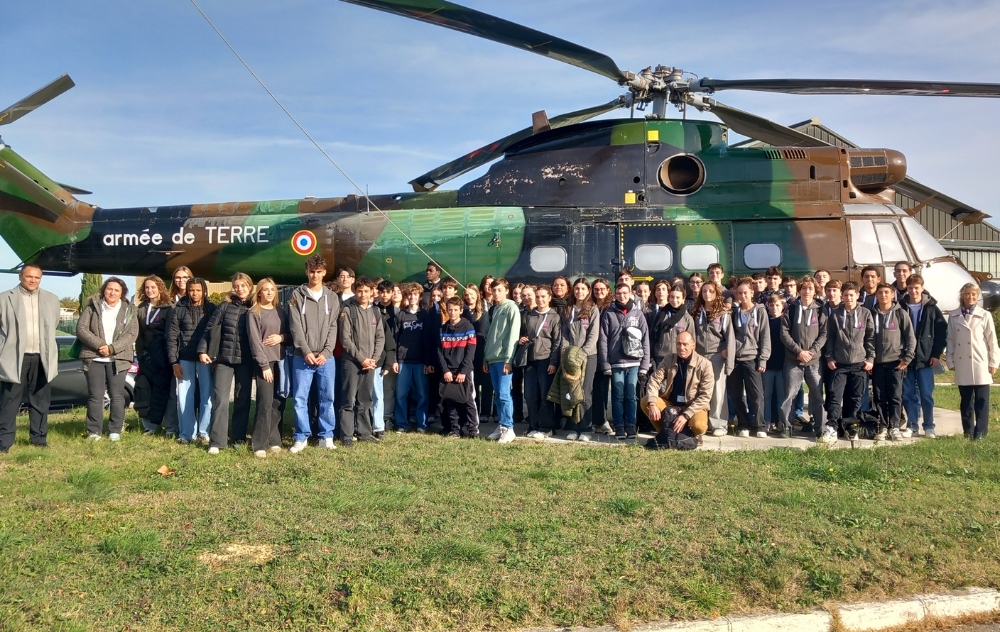 Sortie pédagogique au Groupement Aéromobilité de la Section Technique de l’Armée de Terre (GAMSTAT) pour les classes de 3°1 et 3°4 