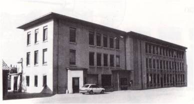 Le Chalet devient Cuisine refectoire et Primaire en 1963