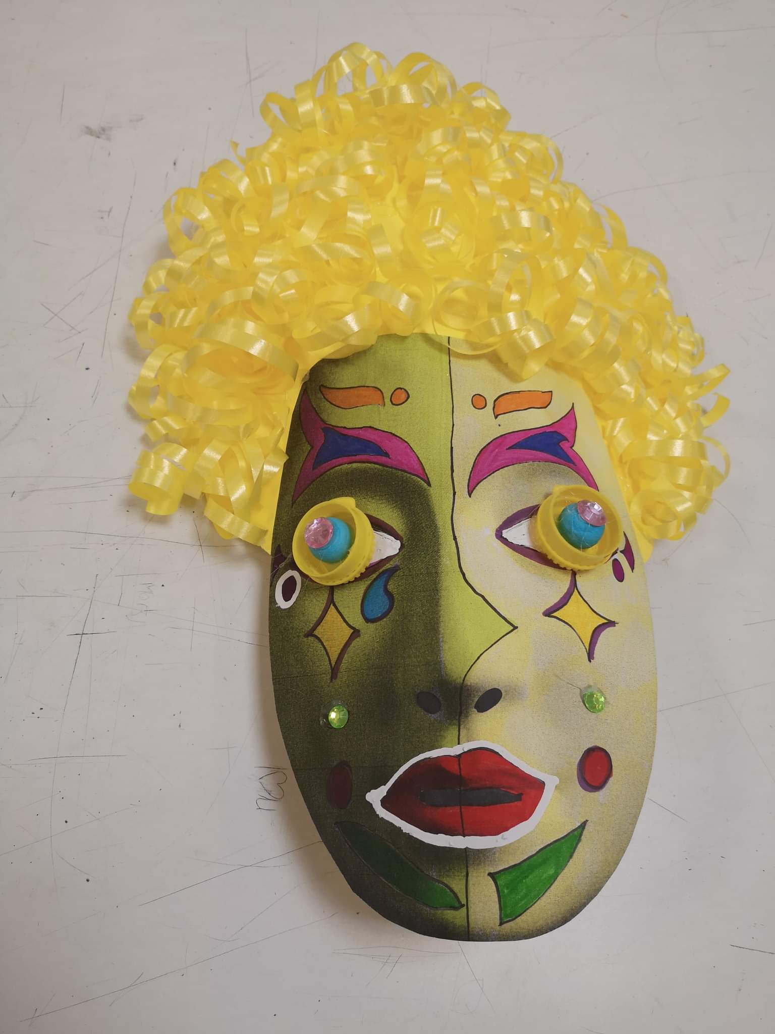Travail sur le thème du masque par les élèves de Mme DEGERT.