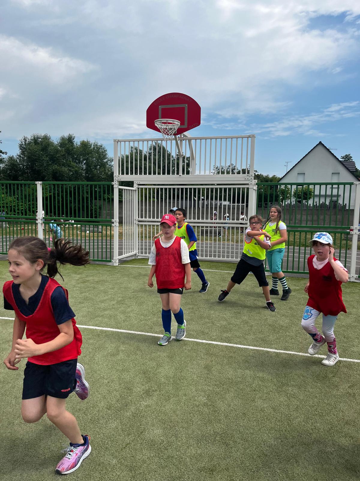 Tournoi de foot des 9èmes (suite)