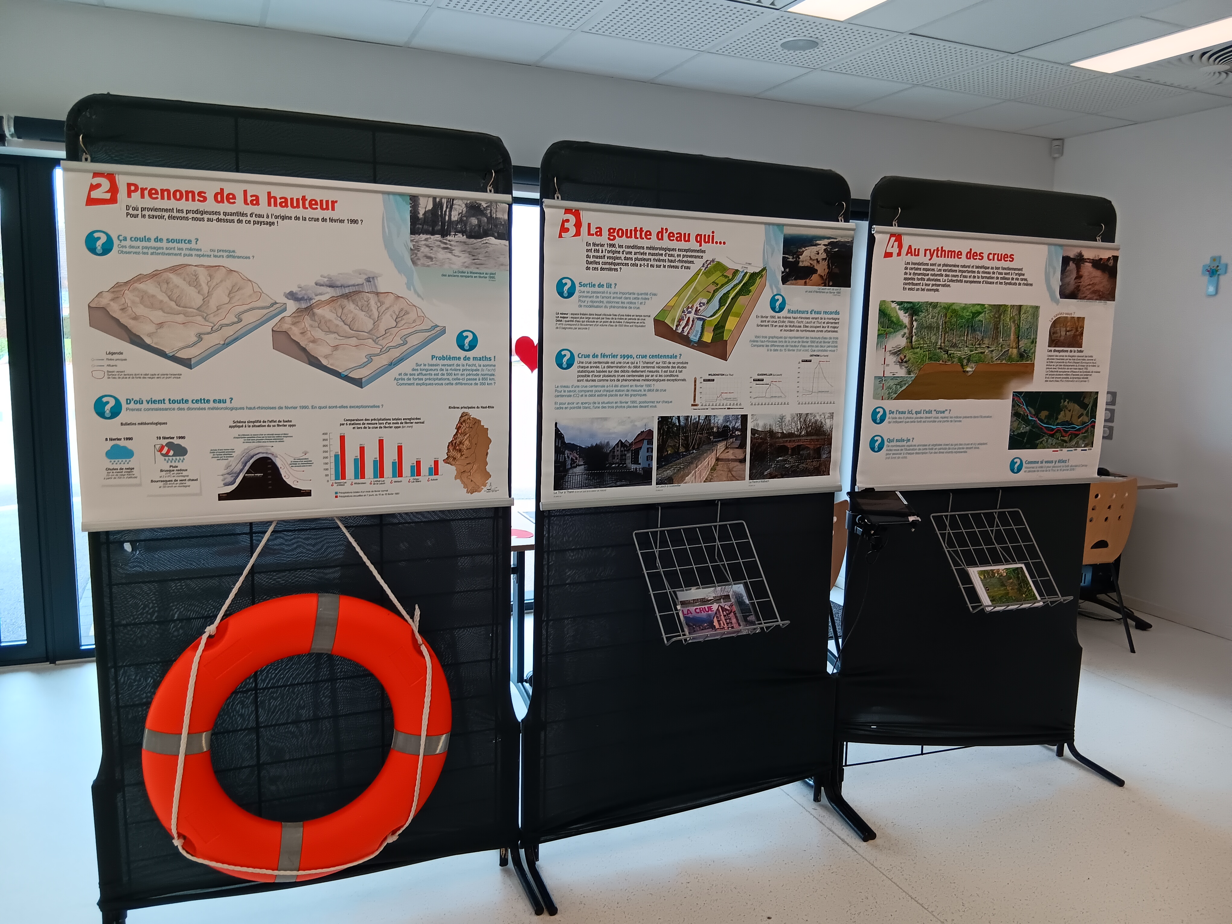 EXPOSITION LES PIEDS DANS L'EAU