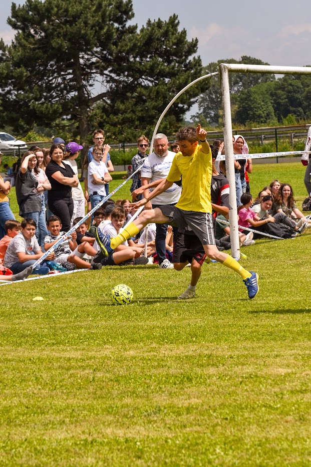 Tournoi de foot rencontre profs/élèves 2024 (suite)