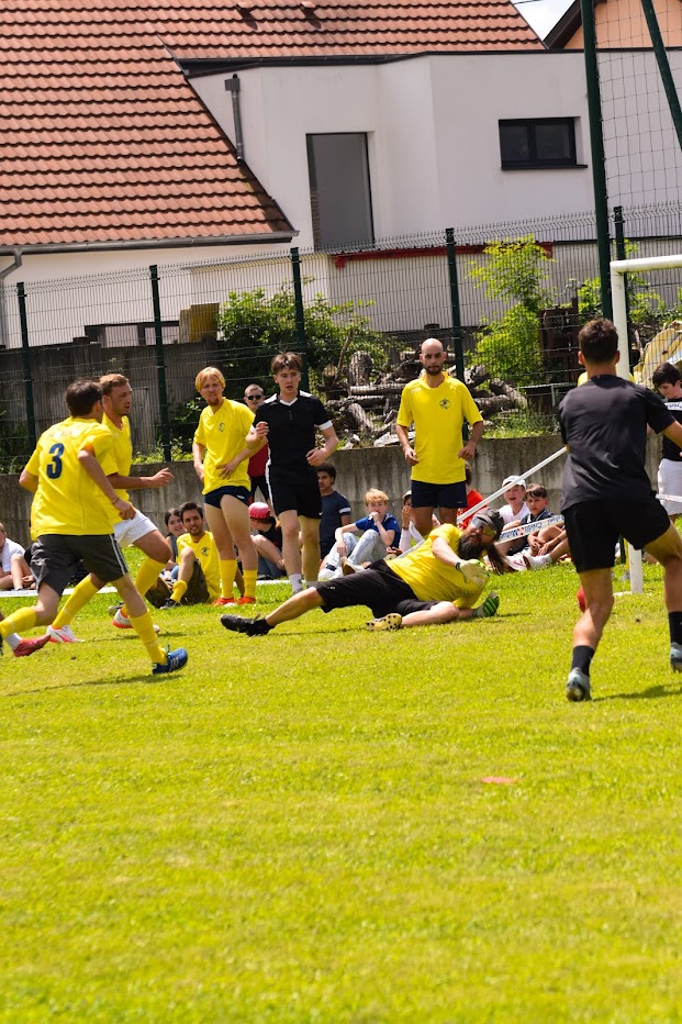 Tournoi de foot rencontre profs/élèves 2024 (suite et fin)