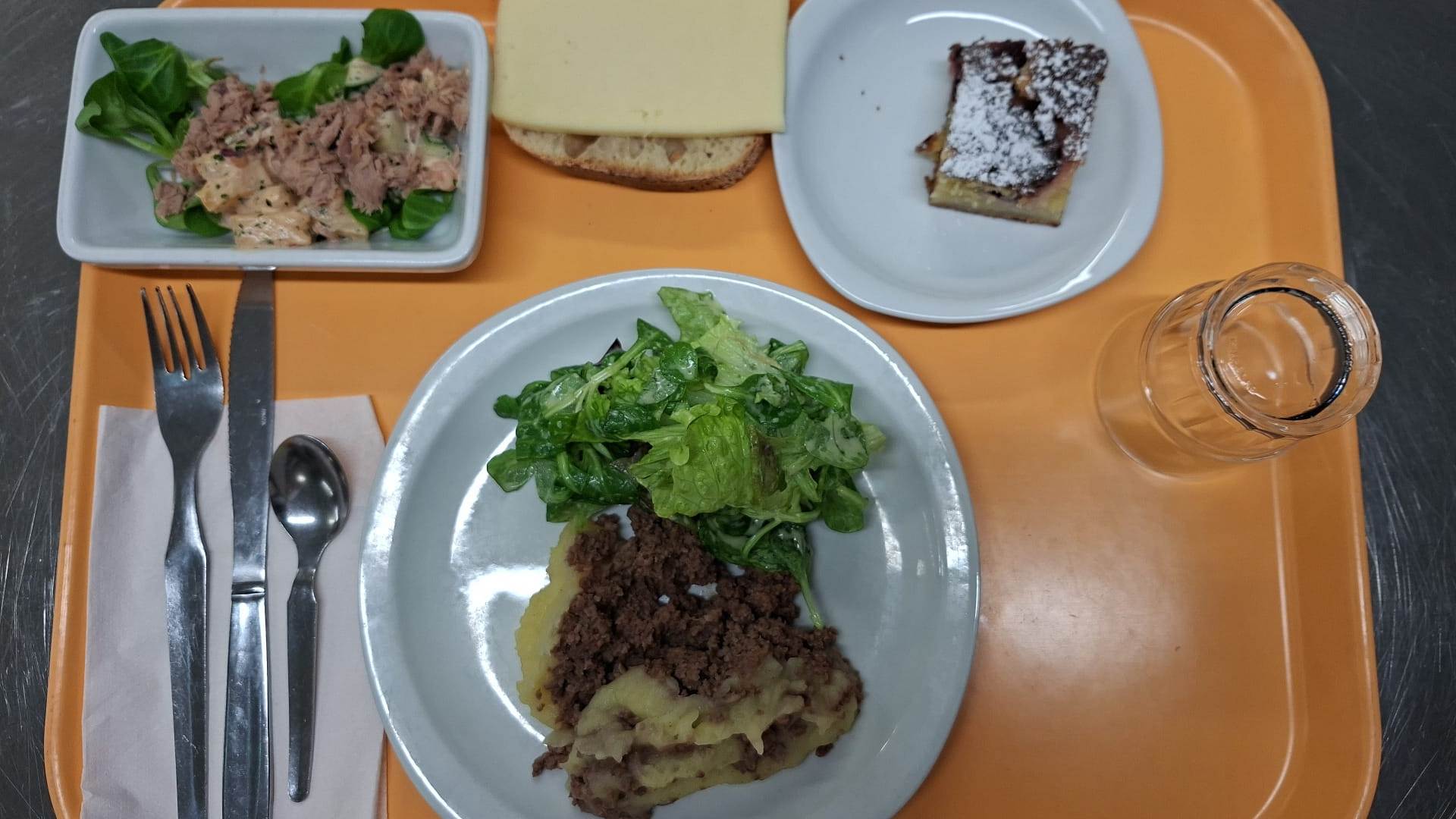 Plateau type repas du jour