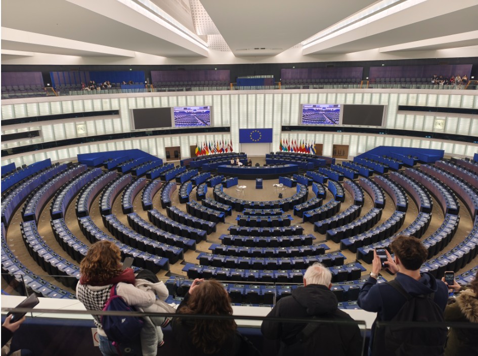 Sortie au Parlement Européen et au Marché de Noël de Strasbourg pour les 4A et 4E