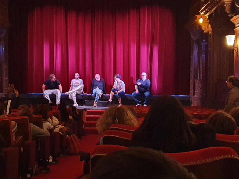 Les 6e D au théâtre