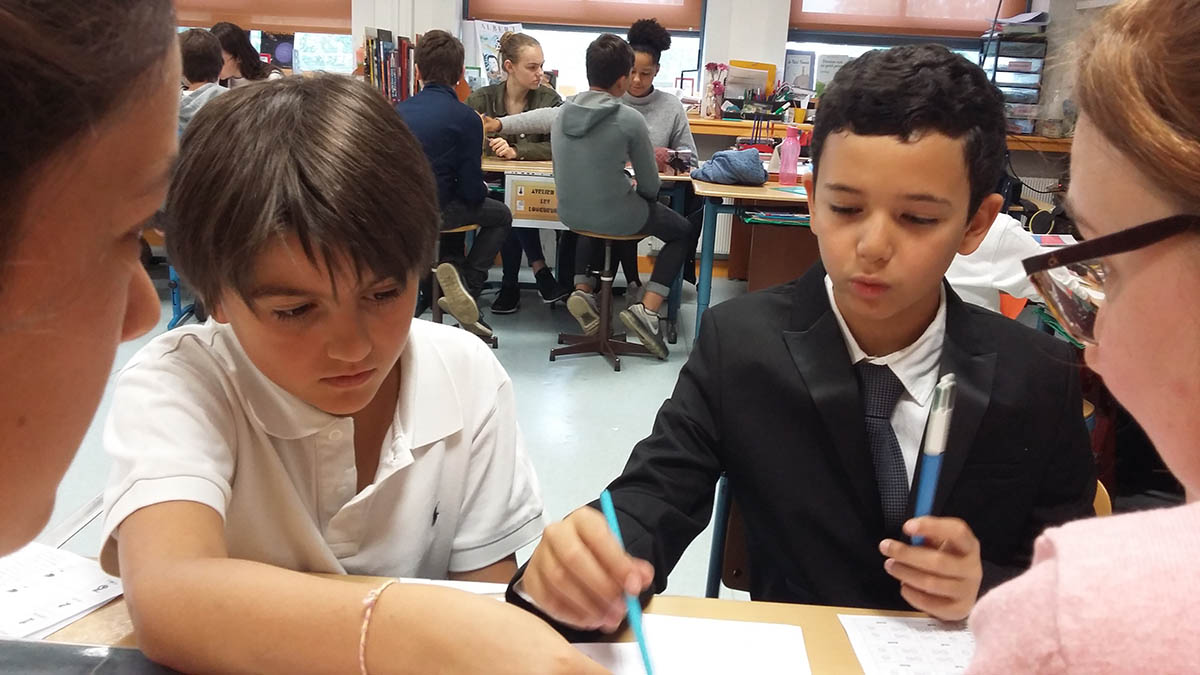 TOUCHER LES FRACTIONS DU DOIGT