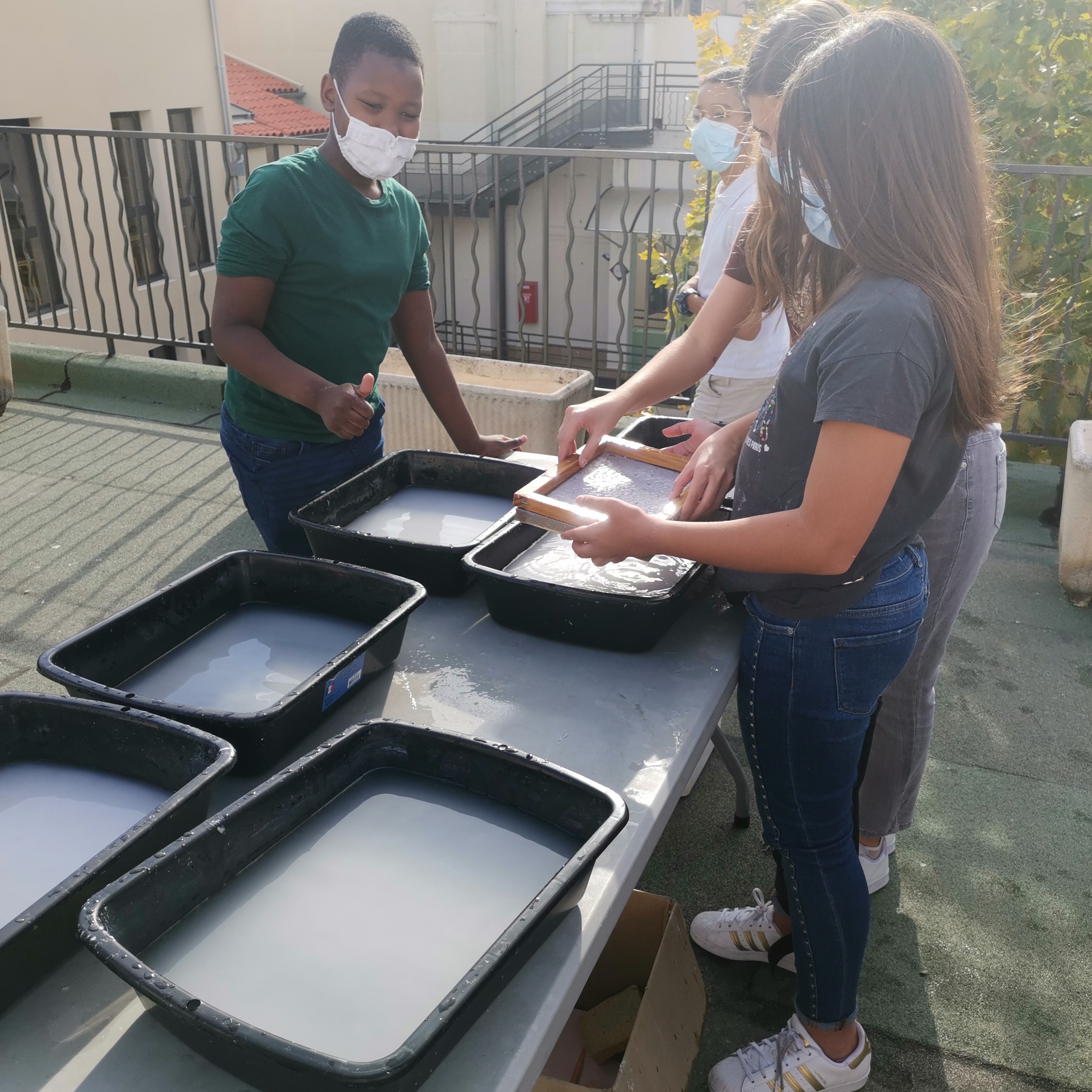 ATELIER CONFECTION DE PAPIER EN 5EME A