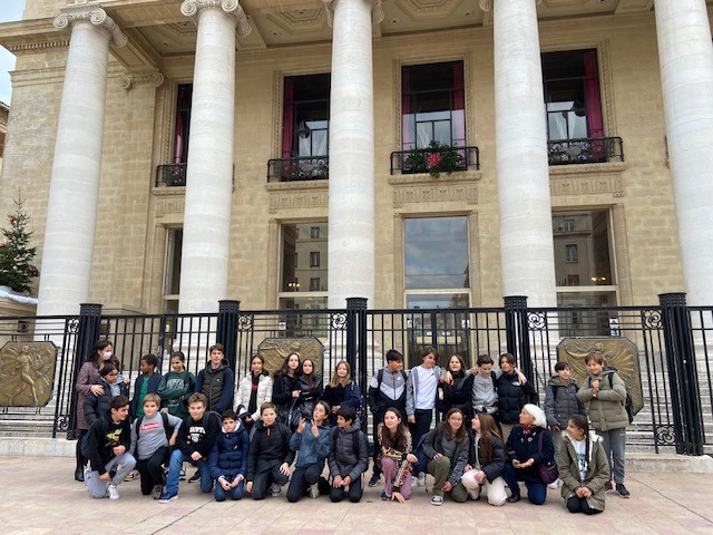 VISITE A L'OPERA