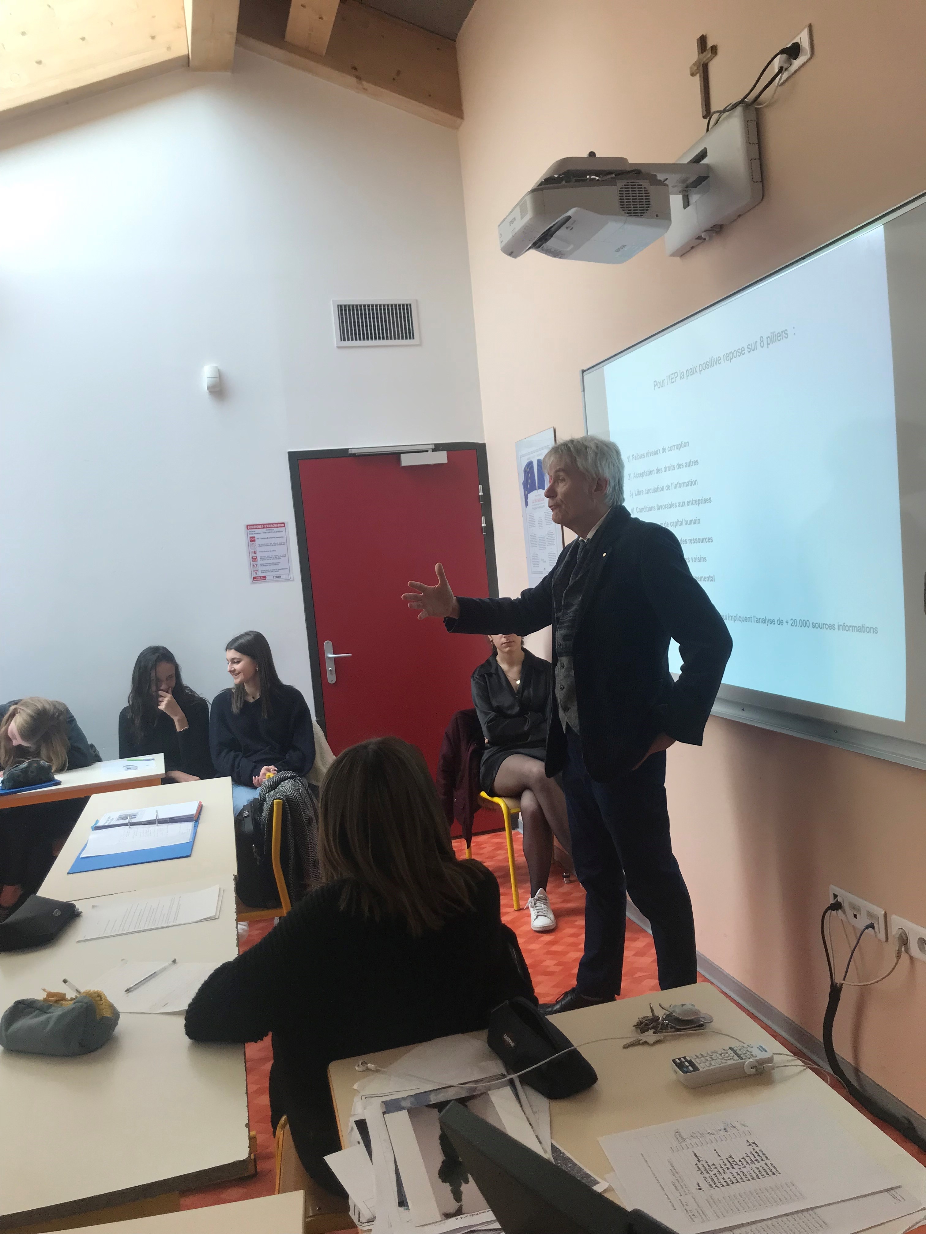 QUAND LE ROTARY REND VISITE A LA CLASSE ELOQUENCE !
