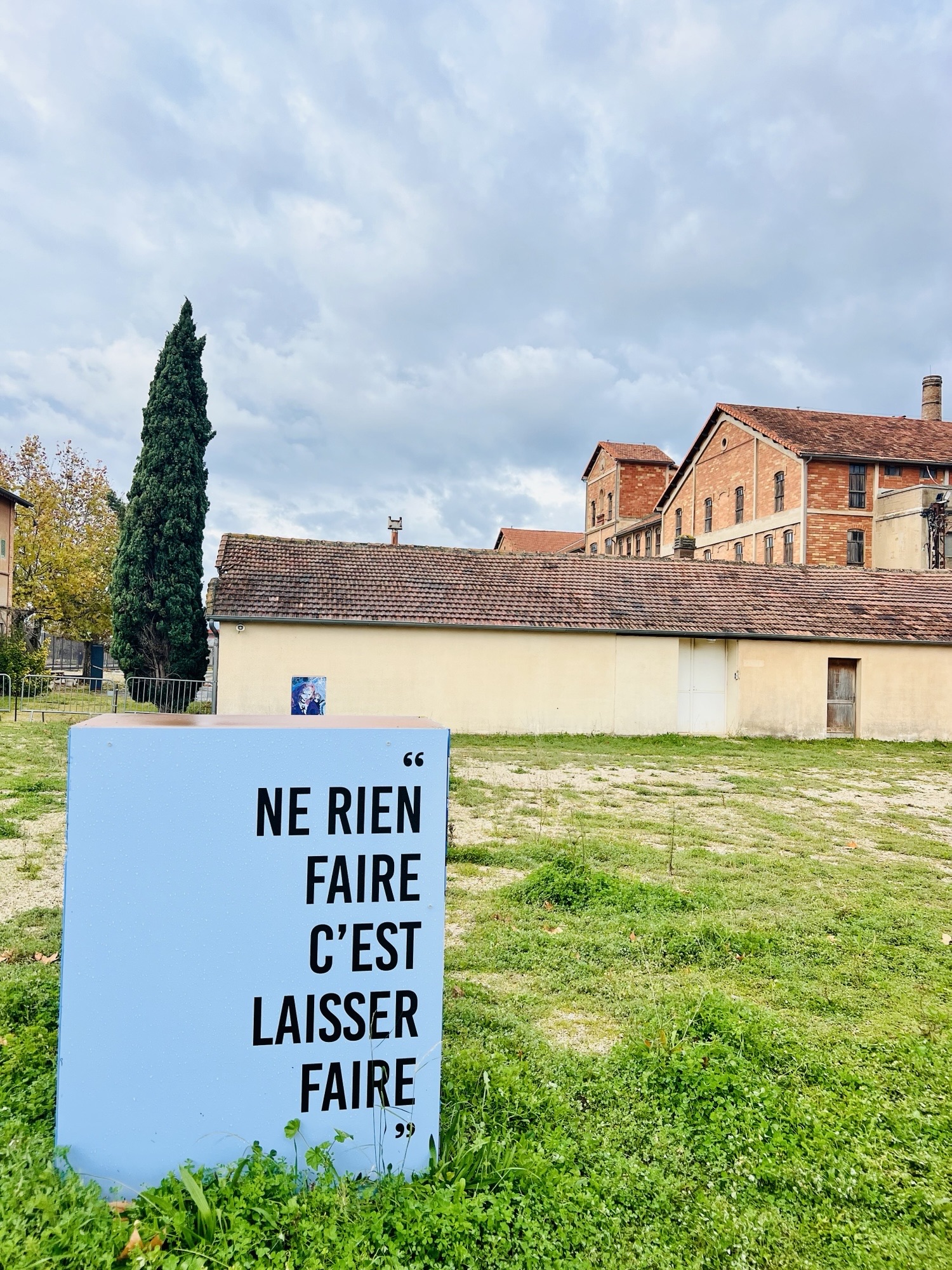 VISITE DU CAMP DES MILLES