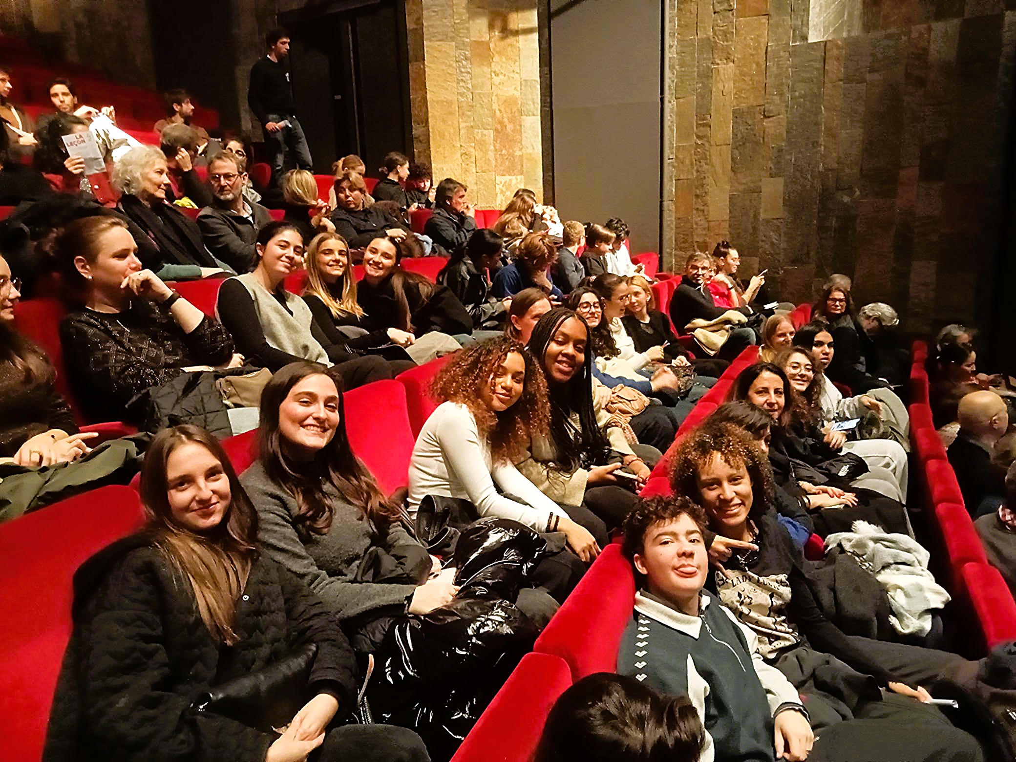 SORTIE THEATRE POUR LES SPECIALITES HLP !